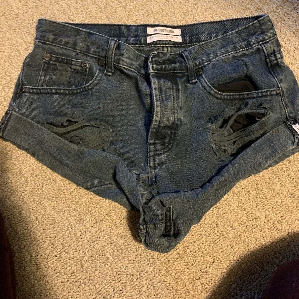 Black one teaspoon bandits